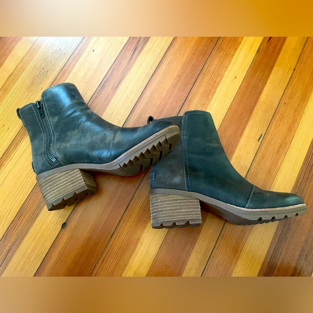 Sorel Cate Sz 7 Booties